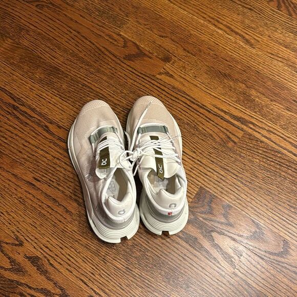 WOMEN'S ON CLOUDNOVA 2 RUNNING SHOES - Picture 4 of 6